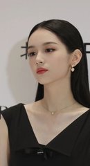 2025年新澳门与香港天天精准正版免费资料大全_: 复杂局势的动荡，你对此又是否有所察觉？